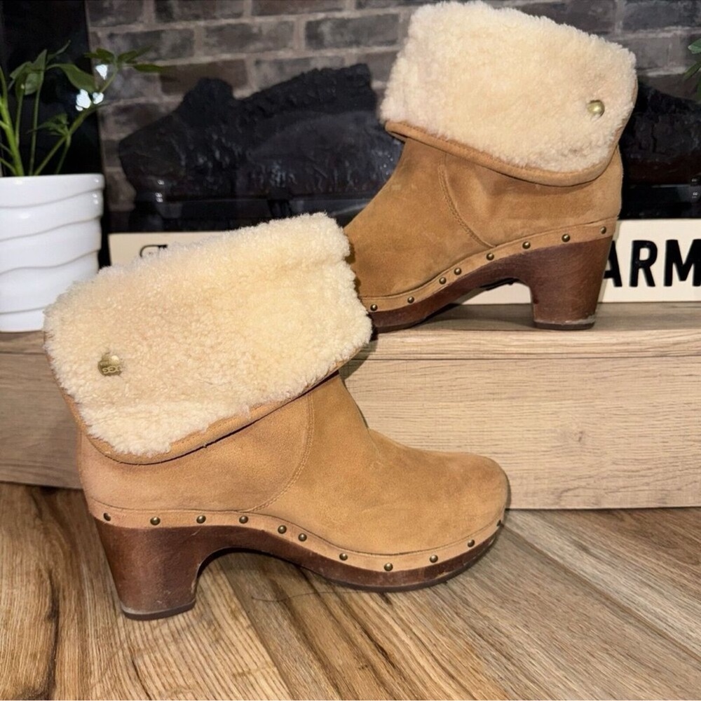 UGG Lynnea Clog Ankle Booties